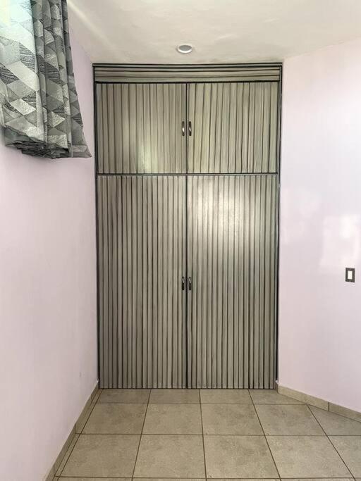 トゥライヤカパン Casa Lychaヴィラ エクステリア 写真